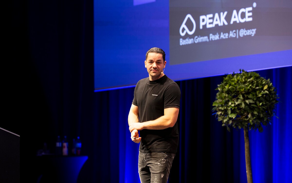 Bastian Grimm @ SEOkomm 2024 #1